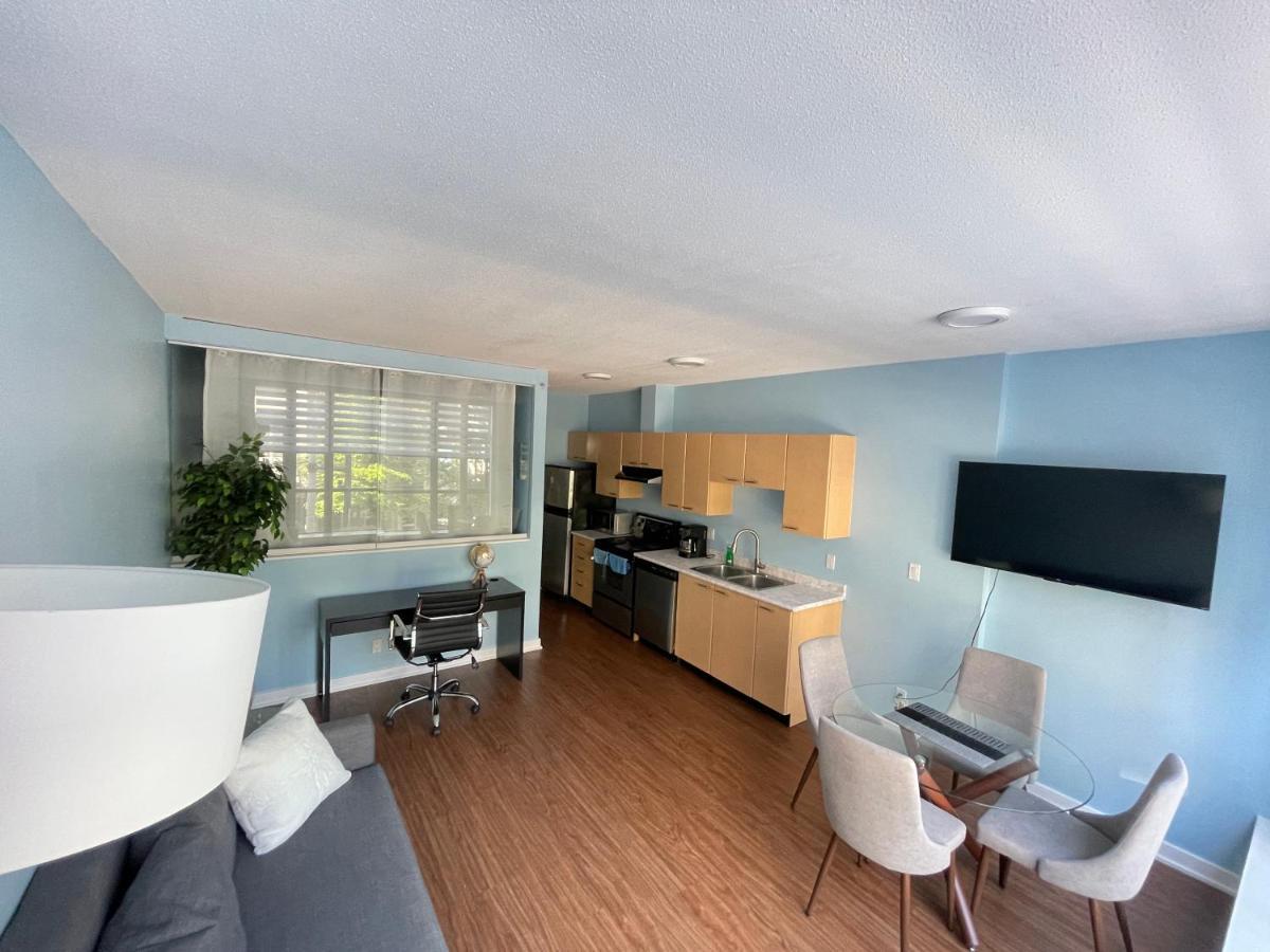 Downtown 1Br Condo At Granville Strip Near English Bay แวนคูเวอร์ ภายนอก รูปภาพ