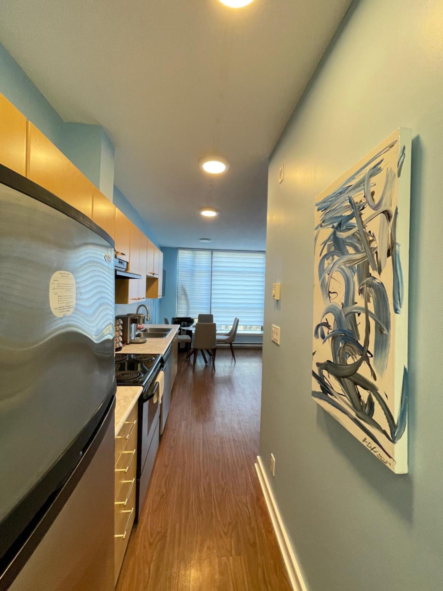 Downtown 1Br Condo At Granville Strip Near English Bay แวนคูเวอร์ ภายนอก รูปภาพ