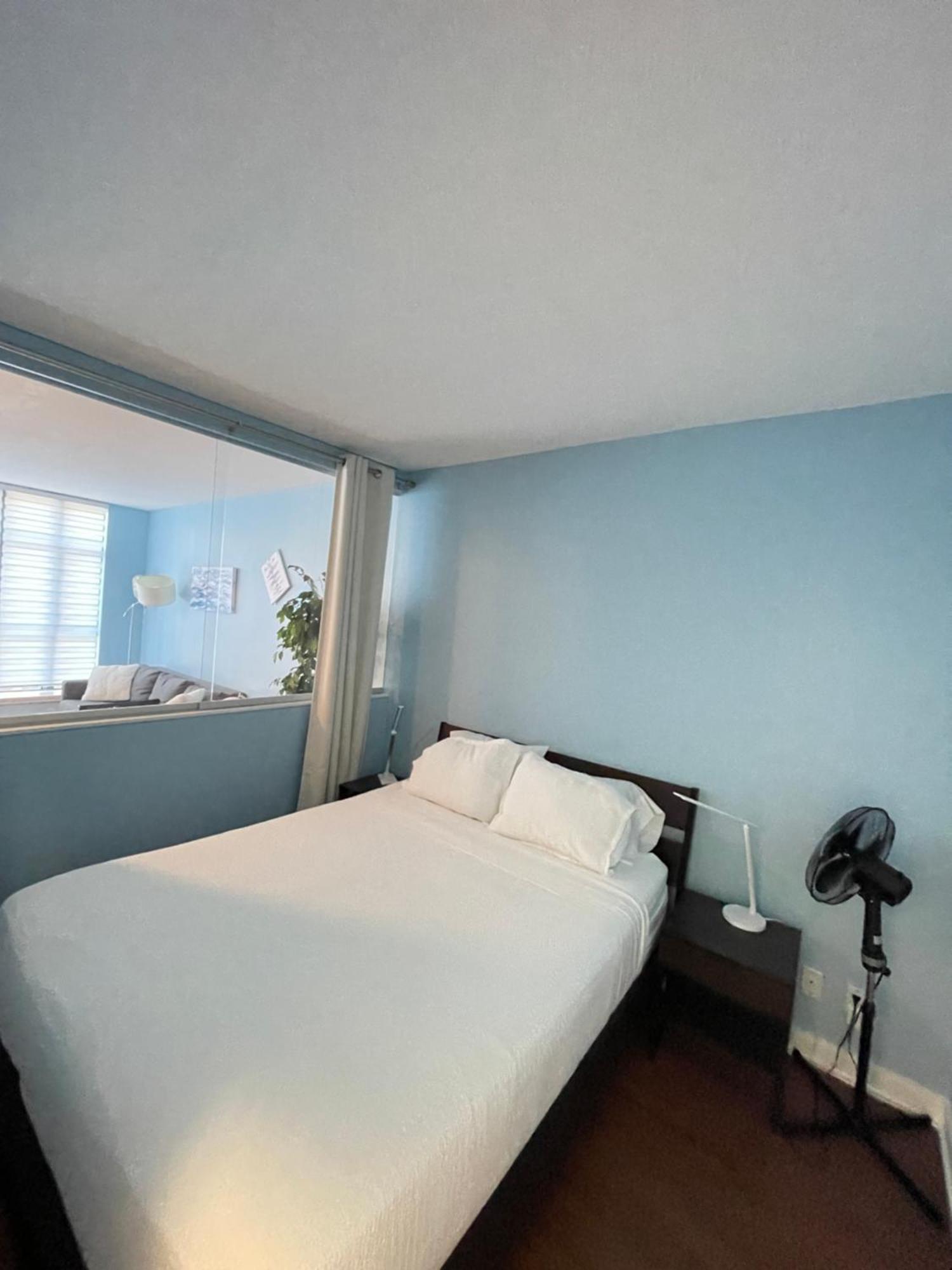 Downtown 1Br Condo At Granville Strip Near English Bay แวนคูเวอร์ ภายนอก รูปภาพ